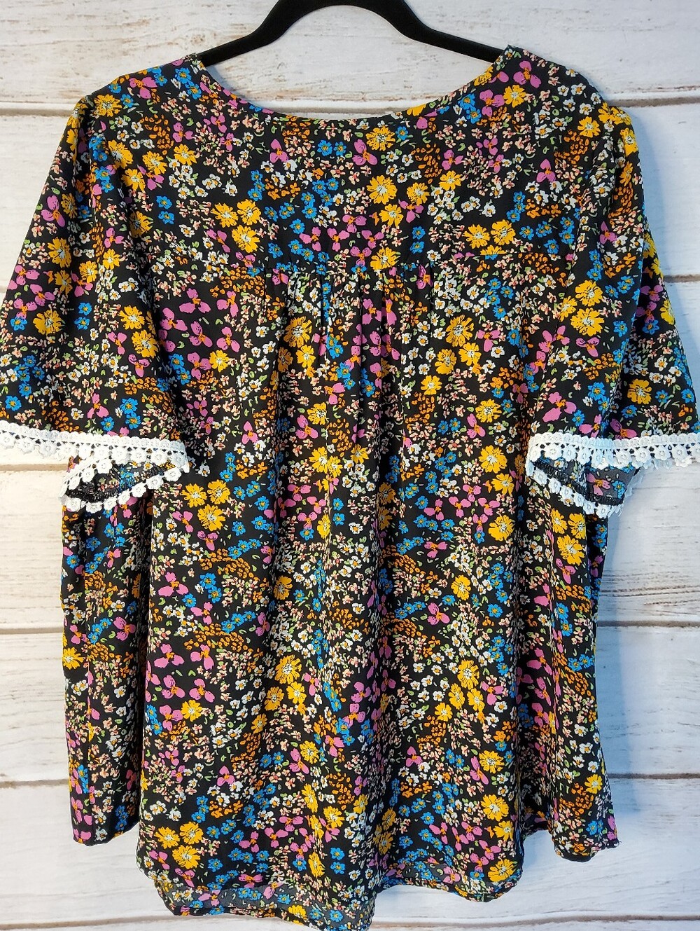 Shein Curve Floral Women's Blouse - Multicolor - Picture 2 of 8